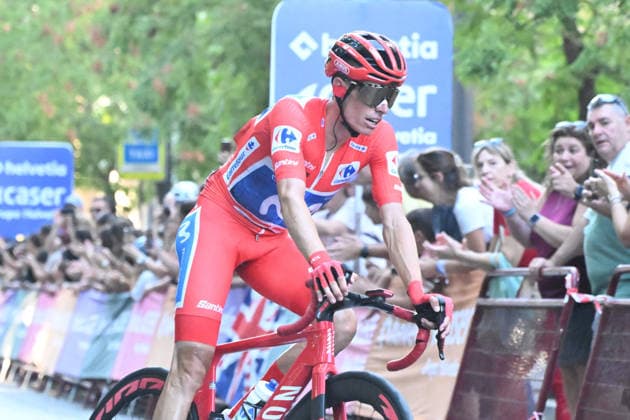 13-09-2026 Vuelta A Espana; Tappa 21 Carrefour Granada - Granada; 2026, Movistar; Mas, Enric; Granada; 