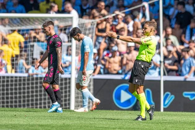 ESP LaLiga EA Sports RC Celta Vigo vs. Málaga CF: Referee during the LaLiga EA Sports match between RC Celta Vigo and Málaga CF played at Abanca Balaidos Stadium, Vigo, Pontevedra, on September 13, 2026, in Spain. Spanish Soccer Copyright: xAgenciaxLOFx