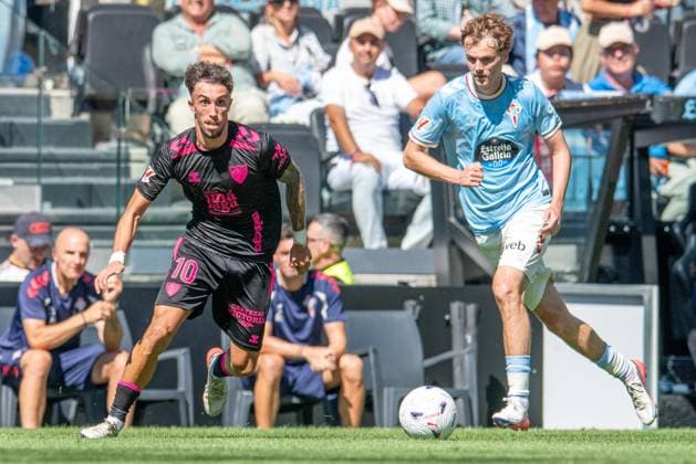 ESP LaLiga EA Sports RC Celta Vigo vs. Málaga CF David Larrubia of Málaga during the LaLiga EA Sports match between RC Celta Vigo and Málaga CF played at Abanca Balaidos Stadium, Vigo, Pontevedra, on September 13, 2026, in Spain. Spanish Soccer Copyright: xAgenciaxLOFx