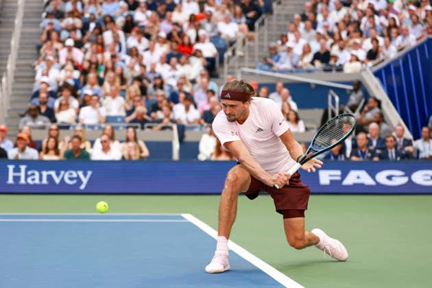 US Open tennis tournament - Day 15 Alexander Zverev of Germany in action against Ben Shelton of the US during the Men s Singles Final of the US Open Tennis Championships in Flushing Meadows, New York, USA, 13 September 2026. FLUSHING MEADOWS NEW YORK United States  Copyright: xCRISTOBALxHERRERA-ULASHKEVICHx