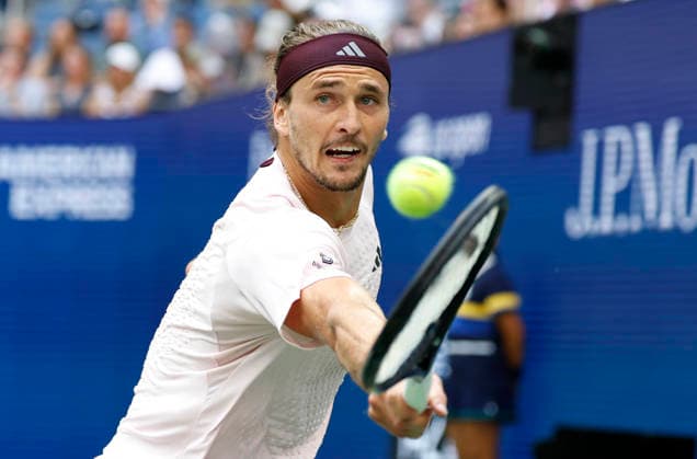Alexander Zverev of Germany hits a backhand return to Ben Shelton in the second set of the Men s Finals match in Arthur Ashe Stadium at the 2026 US Open Tennis Championship at the USTA Billie Jean King National Tennis Center in New York City on Sunday, September 13, 2026.  NYP20260913809 COREYxSIPKIN