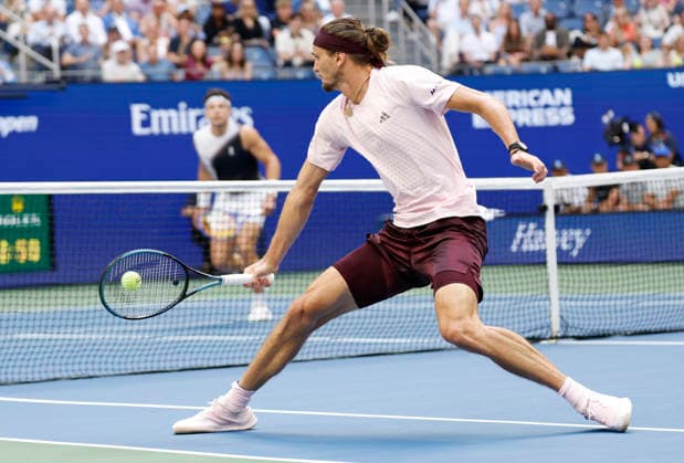 Alexander Zverev of Germany hits a backhand return to Ben Shelton in the second set of the Men s Finals match in Arthur Ashe Stadium at the 2026 US Open Tennis Championship at the USTA Billie Jean King National Tennis Center in New York City on Sunday, September 13, 2026.  NYP20260913810 COREYxSIPKIN