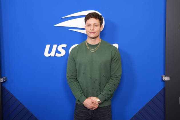 Actor Matt Rife poses on the blue carpet at the US Open final match between Alexander Zverev of Germany and Ben Shelton of the United States at Arthur Ashe Stadium in Flushing Meadows, New York, USA, 13 September 2026. US Open: Men s Final – Alexander Zverev vs. Ben Shelton !ACHTUNG: NUR REDAKTIONELLE NUTZUNG!  Copyright: xOctavioxGuzmánx AME7091 20260913-55021391330_1