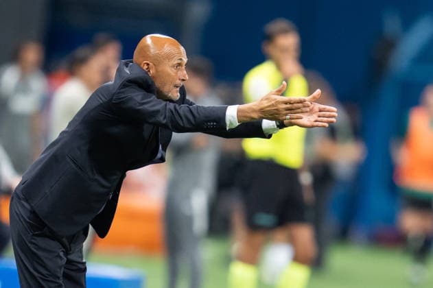 US Sassuolo v Juventus FC - Serie A Enilive Luciano Spalletti Head Coach of Juventus FC gestures during the Serie A Enilive match between US Sassuolo and Juventus FC at Mapei Stadium on September 13, 2026 in Reggio Emilia, Italy Reggio Emilia Mapei Stadium Emilia-Romagna Italy Copyright: xGiuseppexMaffiax 20260913_220556_SerieA_Sassuolo-Juventus_LIA02899