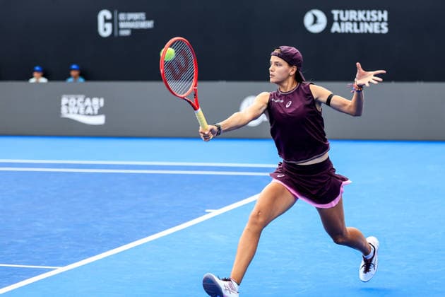 WTA GUADALAJARA OPEN 2026 WTA GUADALAJARA OPEN 2026 PEYTON STEARNS VS EMILIANA ARANGO 09 13 2026 GUADALAJARA, JALISCO Action photo of Emiliana Arango of Colombia during a qualifying match at the 2026 WTA Guadalajara Open, held at the Centro Panamericano de Tenis in Guadalajara, Jalisco, Mexico. Photo of Emiliana Arango of Colombia, during a qualifying match of the 2026 WTA Guadalajara Open held at the Centro Panamericano de Tenis in Guadalajara, Jalisco, Mexico. PHOTO BY IMAGENSHOP PHOTO AGENCY GUADALAJARA, JALISCO, MEXICO Copyright: xJorgexReyesx
