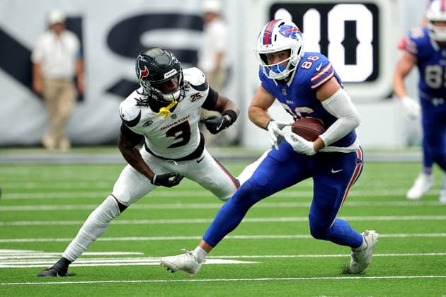 September 13, 2026, Houston, Texas, U.S: Buffalo Bills tight end Dalton Kincaid (86) carries the ball after a catch against Houston Texans cornerback Kamari Lassiter (3) during the fourth quarter of the NFL, American Football Herren, USA regular season game between the Houston Texans and the Buffalo Bills at Reliant Stadium in Houston, TX on September 13, 2026. NFL 2026 - Buffalo Bills Vs Houston Texans  - ZUMAw137 20260913_aap_w137_087 Copyright: xErikxWilliamsx