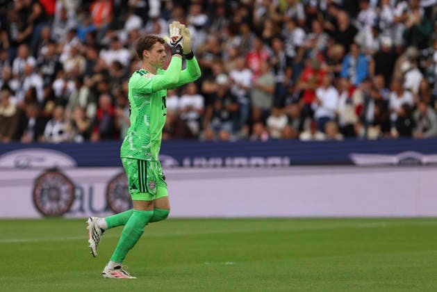 Goalkeeper Manuel Neuer of FC Bayern Munich gestures during the Bundesliga match between SV Elversberg and FC Bayern Munich at Ursapharm Arena on September 13, 2026, in Spiesen-Elversberg, Germany. Photo by Oliver Kaelke, DeFodi Images. Goalkeeper Manuel Neuer of FC Bayern Munich gestures during the Bundesliga match between SV Elversberg and FC Bayern Munich at Ursapharm Arena on September 13, 2026 in Spiesen-Elversberg, Germany. Photo by Oliver Kaelke, DeFodi Images. DFB and DFL regulations prohibit any use of photographs as image sequences and or quasi-video. Photo by Oliver Kaelke, DeFodi Images.