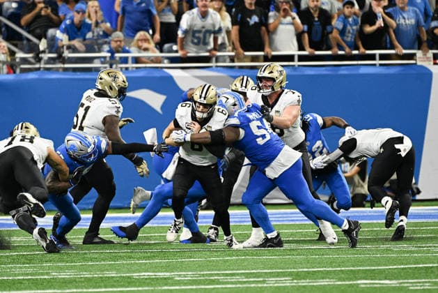 DETROIT, MI - SEPTEMBER 13: New Orleans Saints quarterback Tyler Shough (6) is sacked by Detroit Lions defensive tackle Alim McNeill (54) during the Detroit Lions versus New Orleans Saints game on Sunday September 13, 2026 at Ford Field in Detroit, MI. (Photo by Steven King Icon Sportswire) NFL, American Football Herren, USA SEP 13 Saints at Lions EDITORIAL USE ONLY Icon2582026091301894