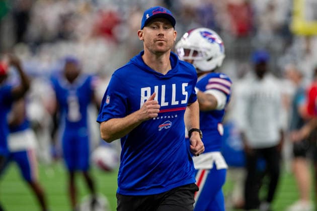 September 13, 2026: Buffalo Bills head coach Joe Brady prior to a game between the Buffalo Bills and the Houston Texans in Houston, TX. .. CSM NFL, American Football Herren, USA 2026: Bills Vs Texans SEP 13  - ZUMAc04_ 20260913_zma_c04_296 Copyright: xTraskxSmithx