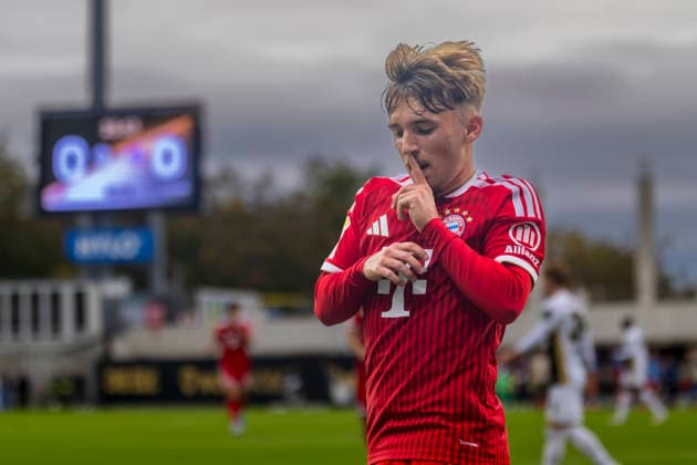 Elversberg, Germany, September 13, 2026, Bundesliga 1, 2026–2027 Season, Matchday 3: SV Elversberg vs. FC Bayern Munich. Pictured: Goal scorer Lennart Karl. FCB celebrates after his goal to make it 0–1. DFB and DFL regulations prohibit any use of photographs as image sequences and or quasi-video. URSAPHARM Arena an der Kaiserlinde, Saarland Copyright: xFotostandx xSchäferx