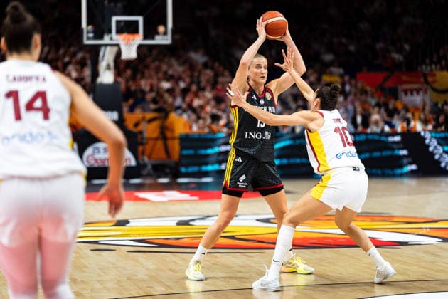 Leonie Fiebich (Germany), No. 13 with the ball; Maria Conde (Spain), No. 10; Germany, Spain vs. Germany, basketball, 2026 FIBA Women’s World Cup, 3rd-place game, September 13, 2026, Germany; Spain vs. Germany, basketball, 2026 FIBA Women’s World Cup, Third-Place Game, September 13, 2026, Berlin Copyright: xEibner-Pressefoto MaxxVincenx EP_MVN