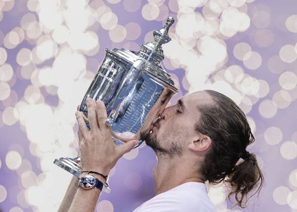 Alexander Zverev with the trophy, award ceremony, presentation, U.S. Open Championships, Billie Jean King National Tennis Center, Flushing Meadows, New York, USA Copyright: xJuergenxHasenkopfx