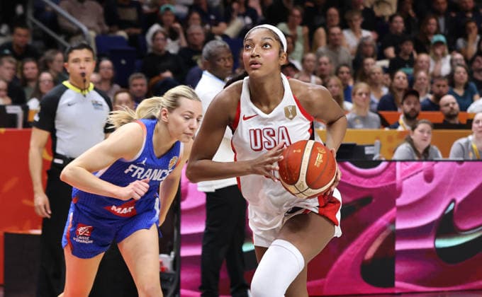 Marine Johannes, Angel Reese on the ball, one-on-one, game action, sports, basketball, FIBA World Cup, Women s World Championship, World Cup Final, 2026–2027 season, September 13, 2026, France vs. USA