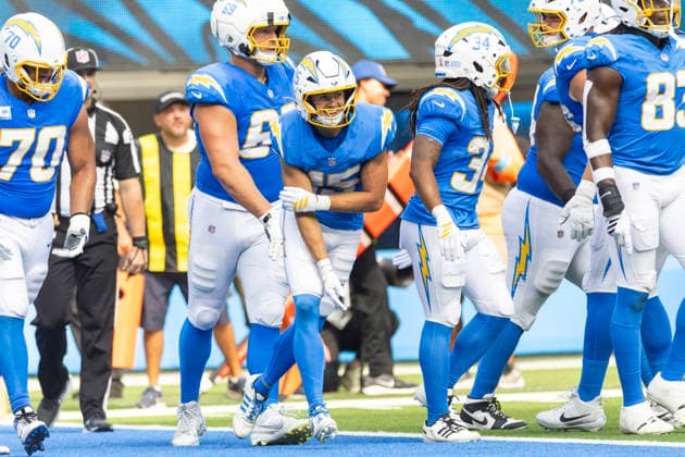 September 13, 2026, Inglewood, California, USA: Los Angeles Chargers wide receiver Ladd McConkey (15) celebrates after scoring a touchdown against Arizona Cardinals during an NFL, American Football Herren, USA football game, in Inglewood, Calif. on Sunday 13, 2026. NHL, Eishockey Herren, USA 2026: Arizona Cardinals 26:14 LA Chargers  - ZUMAc68_ 20260913_zaf_c68_038 Copyright: xRingoxChiux