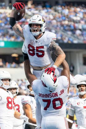 September 13, 2026, Inglewood, California, USA: Arizona Cardinals tight end Trey McBride (85) celebrates after scoring a touchdown against Los Angeles Chargers during an NFL, American Football Herren, USA football game, in Inglewood, Calif. on Sunday 13, 2026. NHL, Eishockey Herren, USA 2026: Arizona Cardinals 26:14 LA Chargers  - ZUMAc68_ 20260913_zaf_c68_044 Copyright: xRingoxChiux
