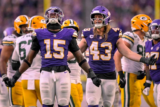MINNEAPOLIS, MN - SEPTEMBER 13: Minnesota Vikings linebacker Dallas Turner (15) celebrates his strip sack of Green Bay Packers quarterback Jordan Love (10) during the fourth quarter of a NFL, American Football Herren, USA game between the Minnesota Vikings and Green Bay Packers on September 13, 2026, at U.S. Bank Stadium in Minneapolis MN. (Photo by Nick Wosika Icon Sportswire) NFL: SEP 13 Packers at Vikings EDITORIAL USE ONLY Icon20260913026