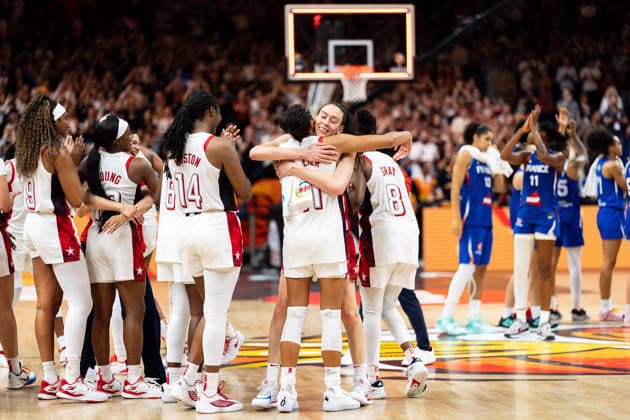 Napheesa Collier (USA), 11, and Breanna Stewart (USA), 10, celebrate after the game ends, Germany, USA vs. France, Basketball, 2026 FIBA Women s World Cup, Final, September 13, 2026, Germany, USA vs. France, Basketball, FIBA Women’s World Cup 2026, Final, September 13, 2026, Berlin Copyright: xEibner-Pressefoto MaxxVincenx EP_MVN