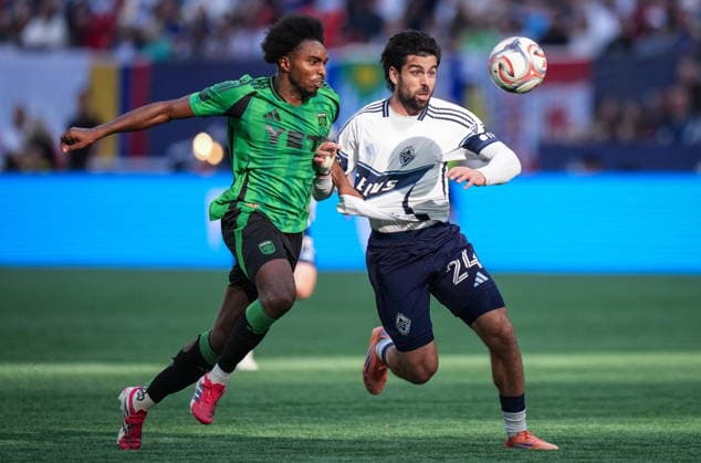 September 13, 2026, Vancouver, Bc, CANADA: Austin FC s Jon Bell, left, and Vancouver Whitecaps Brian White vie for the ball during the second half of an MLS, Fussball Herren, USA soccer match, in Vancouver, on Sunday, Sept. 13, 2026. Canada News - September 13, 2026  - ZUMAc35_ 20260913_zaf_c35_190 Copyright: xDarrylxDyckx