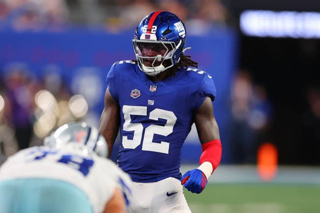 EAST RUTHERFORD, NJ - SEPTEMBER 13: Arvell Reese 52 of the New York Giants during the game against the Dallas Cowboys on September 13, 2026 at MetLife Stadium in East Rutherford, New Jersey. (Photo by Rich Graessle Icon Sportswire) NFL, American Football Herren, USA SEP 13 Cowboys at Giants EDITORIAL USE ONLY Icon26091331743