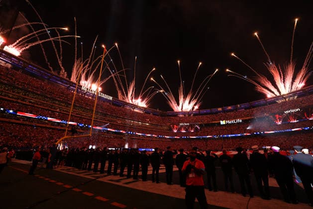 EAST RUTHERFORD, NJ - SEPTEMBER 13: A general view of fireworks during the National Anthem prior to the game between the New York Giants and the Dallas Cowboys on September 13, 2026 at MetLife Stadium in East Rutherford, New Jersey. (Photo by Rich Graessle Icon Sportswire) NFL, American Football Herren, USA SEP 13 Cowboys at Giants EDITORIAL USE ONLY Icon26091331754