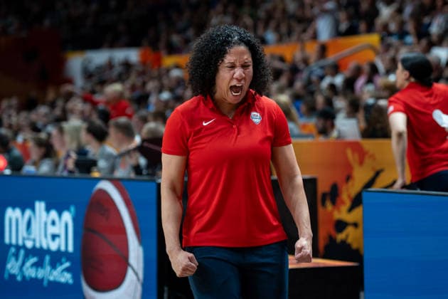 USA V France: Final - FIBA Women s Basketball World Cup Germany 2026 Kara Lawson, head coach of the United States national team, Nationalteam is seen during the FIBA Women s Basketball World Cup 2026 Final game between the United States and France in Berlin, Germany, on September 13, 2026. Berlin Germany  Copyright: xMarcinxGolbax originalFilename:golba-usavfran260913_npqoD.jpg
