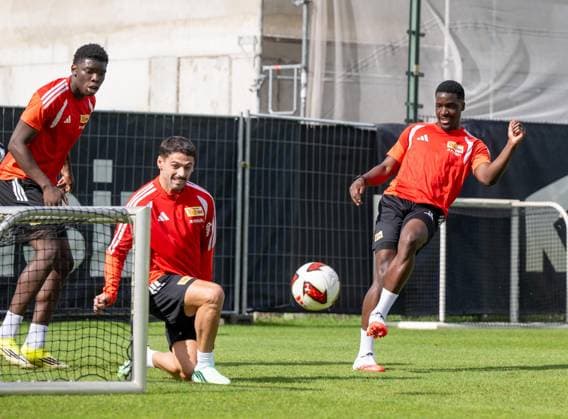 Soccer, Men s, 2026–2027 Season, Bundesliga 1, 1. FC Union Berlin, Training on Training Field II, from left: Mekhi Gray (1. FC Union), Kastriot Imeri (1. FC Union Berlin), Stanley Nsoki (1. FC Union Berlin), September 14, 2026, Copyright: xMatthiasxKochx