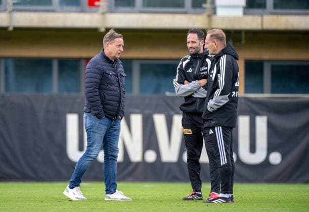 Soccer, Men s, 2026–2027 Season, Bundesliga 1, 1. FC Union Berlin, training on Training Field II, from left: Horst Heldt, Managing Director of Professional Soccer at 1. FC Union Berlin; Enrico Schirinzi, Assistant Coach at 1. FC Union; Mauro Lustrinelli, Head Coach at 1. FC Union Berlin; September 14, 2026, Copyright: xMatthiasxKochx