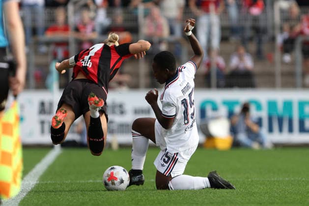 Giulia Gwinn of FC Bayern Munich and Bernadette Kakounan Amani of FC Bayern Munich battle for the ball during the Women s Bundesliga match between Bayer 04 Leverkusen and FC Bayern Munich at Ulrich Haberland Stadium on September 14, 2026, in Leverkusen, Germany. Photo by Oliver Kaelke, DeFodi Images. Giulia Gwinn of FC Bayern Munich and Bernadette Kakounan Amani of FC Bayern Munich battle for the ball during the Bundesliga match between Bayer 04 Leverkusen and FC Bayern Munich at Ulrich Haberland Stadium on September 14, 2026 in Leverkusen, Germany. Photo by Oliver Kaelke, DeFodi Images. DFB and DFL regulations prohibit any use of photographs as image sequences and or quasi-video. Photo by Oliver Kaelke, DeFodi Images.