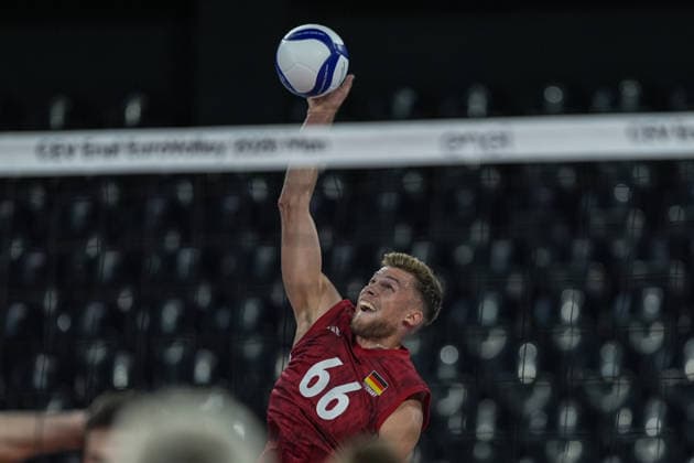 Germany v Switzerland - CEV EuroVolley 2026 Men CLUJ-NAPOCA, ROMANIA - SEPTEMBER 14: Germany s Erik Roehrs plays during the CEV 2026 European Men s Volleyball Championship Group D match between Germany and Switzerland at BT Arena in Cluj-Napoca, Romania, on September 14, 2026. Osmancan Gürdogan Anadolu Cluj Romania. Editorial use only. Please get in touch for any other usage.  Copyright: x2026xAnadoluxOsmancanxGürdoÄüanx