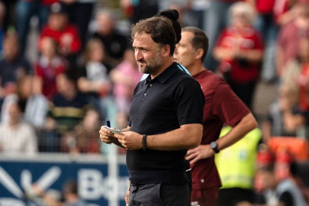 Germany Google Pixel Women s Bundesliga 2026, Matchday 27, Match 4: Bayer 04 Leverkusen vs. FC Bayern Munich, September 14, 2026, Ulrich Haberland Stadium, Jose Barcala, Head Coach of FC Bayern Munich Copyright: xCelinaxLeiersx