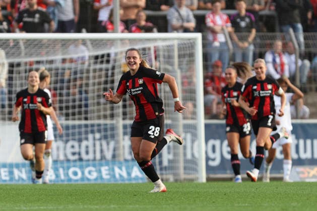 Paulina Tomasiak of Bayer 04 Leverkusen celebrates her goal, which made the score 1–0, during the Women s Bundesliga match between Bayer 04 Leverkusen and FC Bayern Munich at Ulrich Haberland Stadium on September 14, 2026, in Leverkusen, Germany. Photo by Oliver Kaelke, DeFodi Images. Paulina Tomasiak of Bayer 04 Leverkusen celebrates after scoring her team’s first goal during the Bundesliga match between Bayer 04 Leverkusen and FC Bayern Munich at Ulrich Haberland Stadium on September 14, 2026 in Leverkusen, Germany Photo by Oliver Kaelke, DeFodi Images DFB and DFL regulations prohibit any use of photographs as image sequences and or quasi-video. Photo by Oliver Kaelke, DeFodi Images