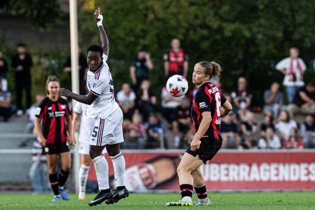 Google Pixel Women s Bundesliga Bayer 04 Leverkusen FC Bayern Munich September 14, 2026 Kakouan Bernadette Amani FC Bayern Munich, 15, Paulina Platner, Bayer 04 Leverkusen, 6 Women’s Bundesliga Google Pixel Women’s Bundesliga September 26–27, Bayer 04 Leverkusen vs. FC Bayern Munich, Ulrich Haberland Stadium, Leverkusen, September 14, 2026. DFL regulations prohibit any use of photographs as image sequences and or quasi-video. Copyright: xBEAUTIFULxSPORTS Buriakovx