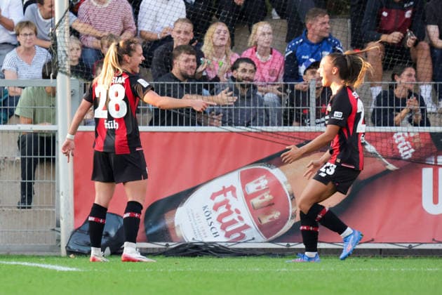 September 14, 2026, xgrfx, Soccer Google Pixel Women s Bundesliga, Bayer Leverkusen vs. FC Bayern Munich, Goal, Paulina Tomasiak scores to make it 2-1 for Bayer Leverkusen, Leverkusen