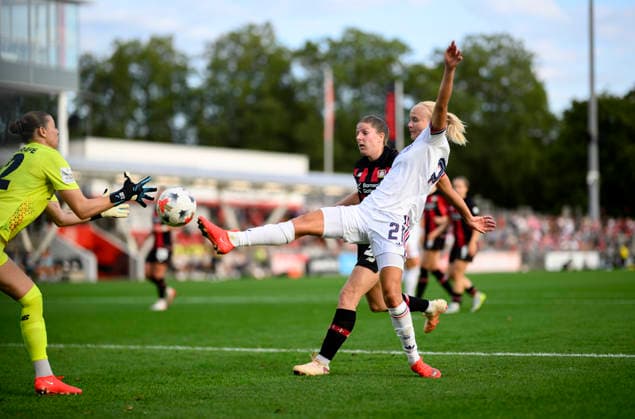 l r Goalkeeper Rafaela Borggräfe LEV, Lilla Turanyi LEV, Pernille HARDER M Action, Tackle, Scoring chance, Soccer Google Pixel Women s 1st Bundesliga, Matchday 4, Bayer 04 Leverkusen (LEV) vs. FC Bayern Munich (M), on September 14, 2026, in Leverkusen, Germany, at Ulrich Haberland Stadium