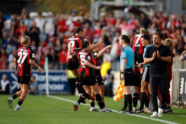 Soccer I Women s I 2026–2027 Season I Bundesliga I Matchday 4 I Bayer 04 Leverkusen vs. FC Bayern Munich I September 14, 2026 Bayer 04 Leverkusen celebrates with goal scorer Paulina Tomasiak, who scored the 1–0 goal 28, Bayer 04 Leverkusen, Ulrich Haberland Stadium, Leverkusen, North Rhine-Westphalia, Germany Copyright: xLobeca CedricxSiefkerx