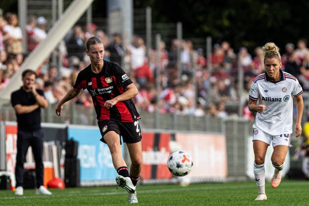 Google Pixel Women s Bundesliga Bayer 04 Leverkusen FC Bayern Munich September 14, 2026 Selina Ostermeier Bayer 04 Leverkusen, Women s Bundesliga 2 Google Pixel Women s Bundesliga September 26–27 Bayer 04 Leverkusen FC Bayern Munich Ulrich Haberland Stadium, Leverkusen, September 14, 2026. DFL regulations prohibit any use of photographs as image sequences and or quasi-video content. Copyright: xBEAUTIFULxSPORTS Buriakovx