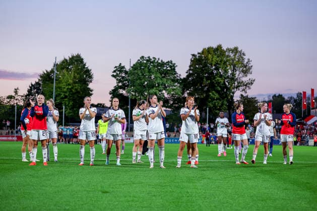 September 14, 2026, Soccer, Women s Bundesliga 1, Bayer 04 Leverkusen vs. FC Bayern Munich, Matchday 4, Ulrich Haberland Stadium, 2026–27 Season Celebrations following the Bayern Women’s 3–2 victory over Bayer 04 Pernille Harder, FC Bayern Munich 21; Giulia Gwinn, FC Bayern Munich 07; Katharina Naschenweng, FC Bayern Munich 19; Sophie Proost, FC Bayern Munich 23; Sarah Zadrazil, FC Bayern Munich 25 Momoko Tanikawa, FC Bayern Munich 18 Alara Sehitler, FC Bayern Munich 14 Franziska Kett, FC Bayern Munich 20 DFB regulations prohibit any use of photographs as image sequences and or quasi-video. North Rhine-Westphalia, Germany