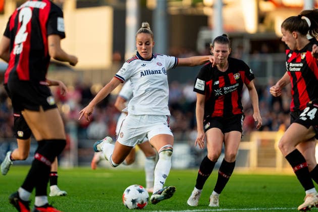 Shot by Giulia Gwinn, FC Bayern Munich, Bayer 04 Leverkusen vs. FC Bayern Munich, Soccer, Google Pixel Women s Bundesliga, Matchday 4, 2026–2027 Season, September 14, 2026 DFB regulations prohibit any use of photographs as image sequences and or quasi-video Bayer 04 Leverkusen vs. FC Bayern Munich, soccer, Google Pixel Women’s Bundesliga, Matchday 4, 2026–2027 Season, September 14, 2026, Leverkusen Copyright: xEibner-Pressefoto J.xDerondeaux EP_JDU