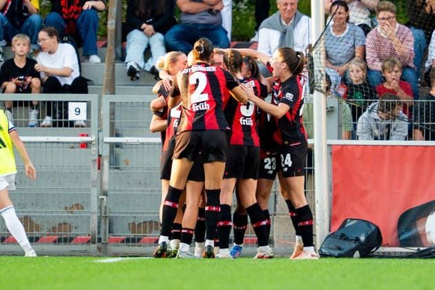 Bayer celebrates the 2–1 goal by Paulina Tomasiak, Bayer 04 Leverkusen, 28 Bayer 04 Leverkusen vs. FC Bayern Munich, Soccer, Google Pixel Women’s Bundesliga, Matchday 4, 2026–2027 Season, September 14, 2026. DFB regulations prohibit any use of photographs as image sequences and or quasi-video. Bayer 04 Leverkusen vs. FC Bayern Munich, Soccer, Google Pixel Women’s Bundesliga, Matchday 4, 2026–2027 Season, September 14, 2026, Leverkusen Copyright: xEibner-Pressefoto J.xDerondeaux EP_JDU