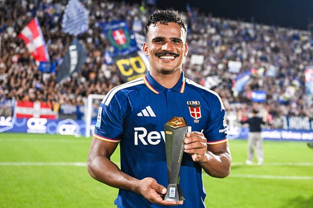 Como™s Kaiki is the Panini player of the match after the Serie A soccer match between Como Calcio and Parma Calcio 1913 at the Giuseppe Sinigaglia stadium in Como, north Italy - September 14, 2026 - Soccer.  Copyright: xTizianoxBallabio LaPressex
