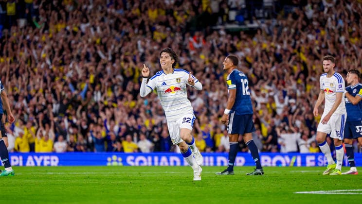 Leeds United v Newcastle United, Premier League GOAL 1-0 Leeds United midfielder Ao Tanaka (22) scores a goal and celebrates to make the score 1-0 during the Premier League match between Leeds United and Newcastle United at Elland Road, Leeds, UK on 14 September 2026. Editorial use only DataCo restrictions apply See www.football-dataco.com , Copyright: xSimonxDaviesx PSI-24881-0062