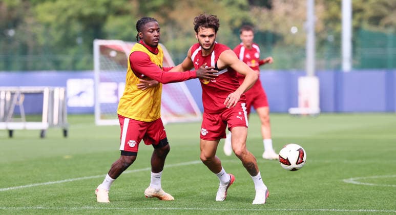 Leipzig, September 14, 2026, Red Bull Academy, Soccer, Bundesliga 1, RB Leipzig, Training, Pictured from left: Johan Bakayoko, Max Finkgräfe Finkgraefe, For editorial use only, Picture Point