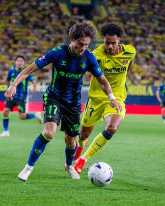 ESP LaLiga EA Sports Villarreal CF Real Betis Rodrigo Riquelme Reche of Real Betis and Tajon Buchanan of Villarreal during the LaLiga EA Sports match between Villarreal CF and Real Betis played at Ceramica Stadium in Valencia on September 14, 2026, in Spain. Spanish Soccer Copyright: xAgenciaxLOFx