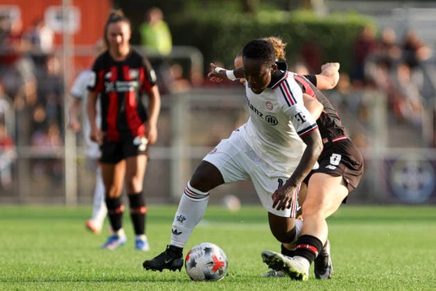 Bernadette Kakounan Amani of FC Bayern Munich and Paulina Platner of Bayer 04 Leverkusen battle for the ball during the Women s Bundesliga match between Bayer 04 Leverkusen and FC Bayern Munich at Ulrich Haberland Stadium on September 14, 2026, in Leverkusen, Germany. Photo by Oliver Kaelke, DeFodi Images. Bernadette Kakounan Amani of FC Bayern Munich and Paulina Platner of Bayer 04 Leverkusen battle for the ball during the Bundesliga match between Bayer 04 Leverkusen and FC Bayern Munich at Ulrich Haberland Stadium on September 14, 2026 in Leverkusen, Germany Photo by Oliver Kaelke, DeFodi Images. DFB and DFL regulations prohibit any use of photographs as image sequences and or quasi-video. Photo by Oliver Kaelke, DeFodi Images