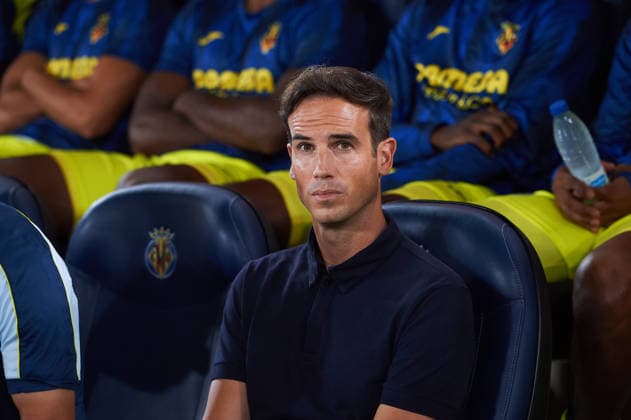 Head Coach Inigo Perez of Villarreal CF during the LaLiga EA Sports match between Villarreal CF and Real Betis Balompie at Estadio de la Cerámica on September 14, 2026, in Villarreal, Spain