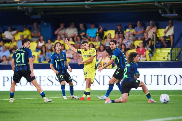 Georges Mikautadze of Villarreal CF during the LaLiga EA Sports match between Villarreal CF and Real Betis Balompie at Estadio de la Cerámica on September 14, 2026, in Villarreal, Spain