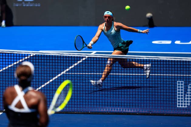 WTA GUADALAJARA OPEN 2026 WTA GUADALAJARA OPEN 2026 CAROLE MONNET VS SLOANE STEPHENS 09 14 2026 GUADALAJARA, JALISCO Action photo of Carole Monnet of France during a match at the 2026 WTA Guadalajara Open, held at the Centro Panamericano de Tenis in Guadalajara, Jalisco, Mexico Action photo of Carole Monnet of France, during a match of the 2026 WTA Guadalajara Open held at the Centro Panamericano de Tenis in Guadalajara, Jalisco, Mexico. PHOTO BY IMAGENSHOP PHOTO AGENCY GUADALAJARA, JALISCO, MEXICO Copyright: xIMAGENSHOPxAGENCIAxFOTOGRAFICAx