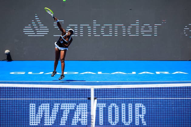 WTA GUADALAJARA OPEN 2026 WTA GUADALAJARA OPEN 2026 CAROLE MONNET VS. SLOANE STEPHENS 09 14 2026 GUADALAJARA, JALISCO Action photo of Sloane Stephens of the United States during a match at the 2026 WTA Guadalajara Open, held at the Centro Panamericano de Tenis in Guadalajara, Jalisco, Mexico Action photo of Sloane Stephens of the United States, during a match at the 2026 WTA Guadalajara Open held at the Centro Panamericano de Tenis in Guadalajara, Jalisco, Mexico. PHOTO BY IMAGENSHOP PHOTOGRAPHY AGENCY GUADALAJARA, JALISCO, MEXICO Copyright: xIMAGENSHOPxAGENCIAxFOTOGRAFICAx