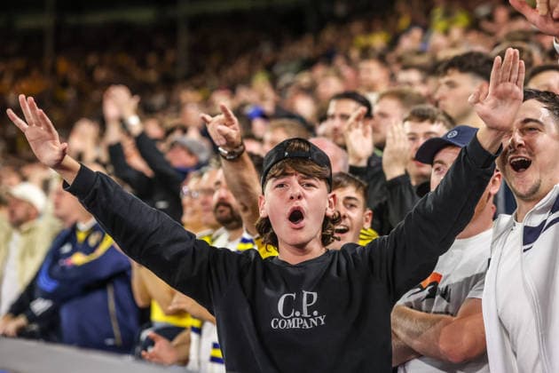 Premier League Leeds United v Newcastle Untied Leeds fans during the Premier League match Leeds United vs Newcastle Untied at Elland Road, Leeds, United Kingdom on 14 September 2026 (Photo by Alfie Cosgrove News Images) Leeds Elland Road West Yorkshire United Kingdom Copyright: xAlfiexCosgrove NewsxImagesx