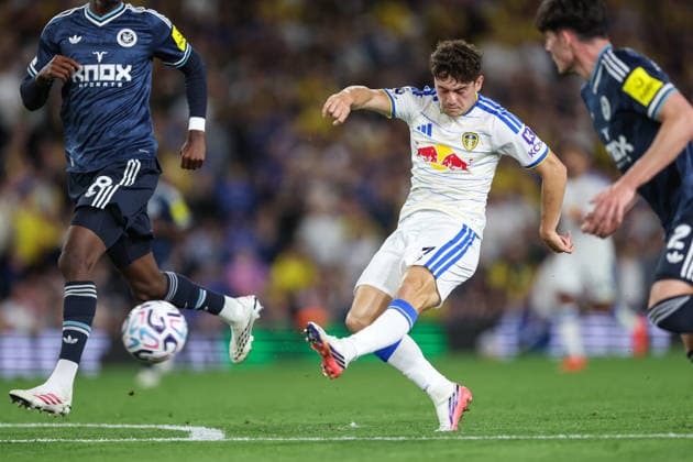 14th September 2026; Elland Road, Leeds, West Yorkshire, England; Premier League Football, Leeds United versus Newcastle United; Daniel James of Leeds United shoots on goal AidanxHunter